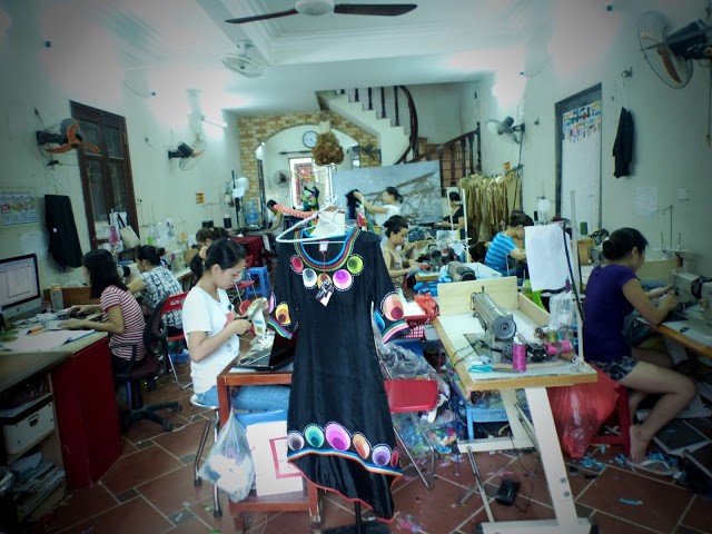 Вьетнамская душа в каждом дизайне одежды компании «Чула» - ảnh 5